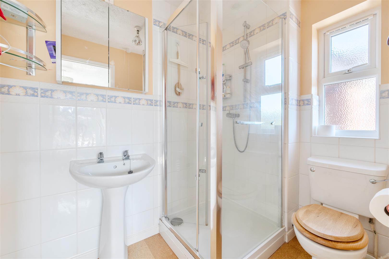 En Suite Shower